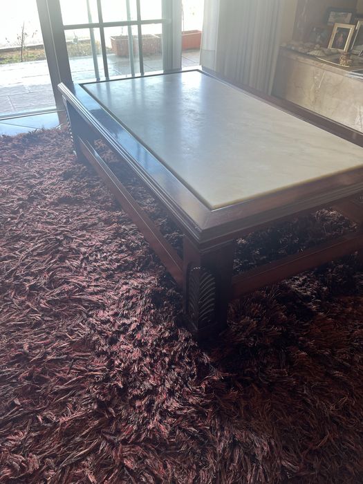 Mesa centro sala madeira mogno