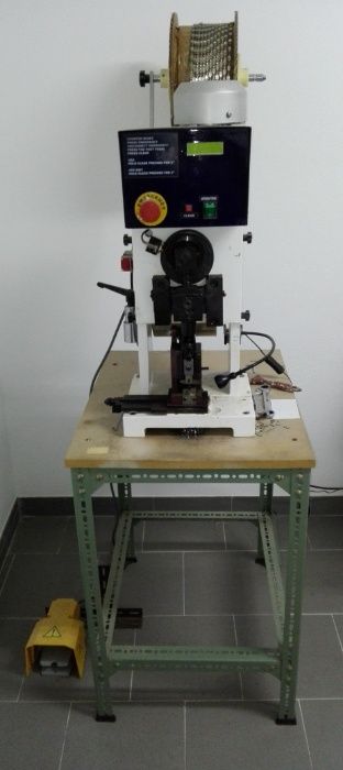 Equipamento para fabricar cablagens