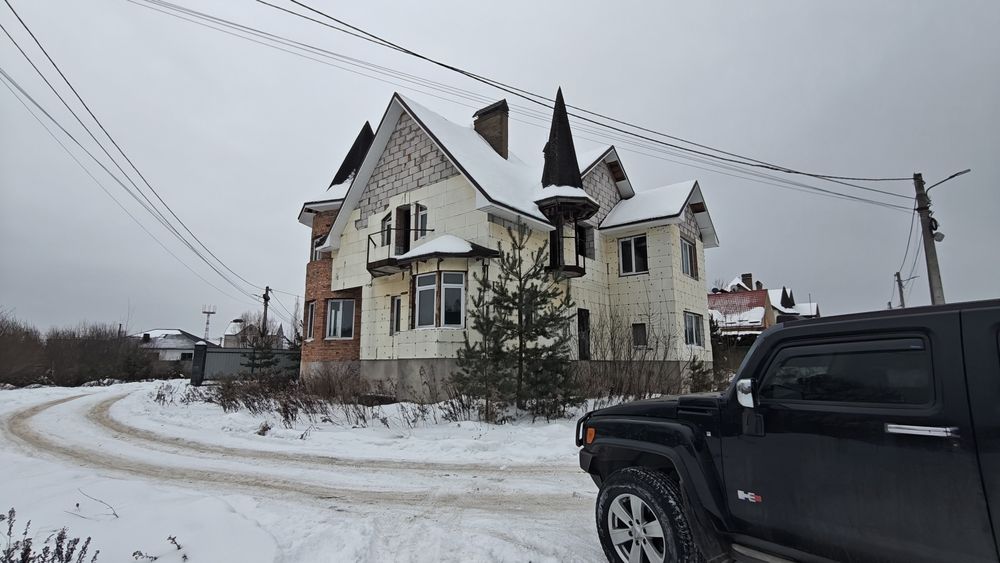 Продам будинок без внутрішніх робіт