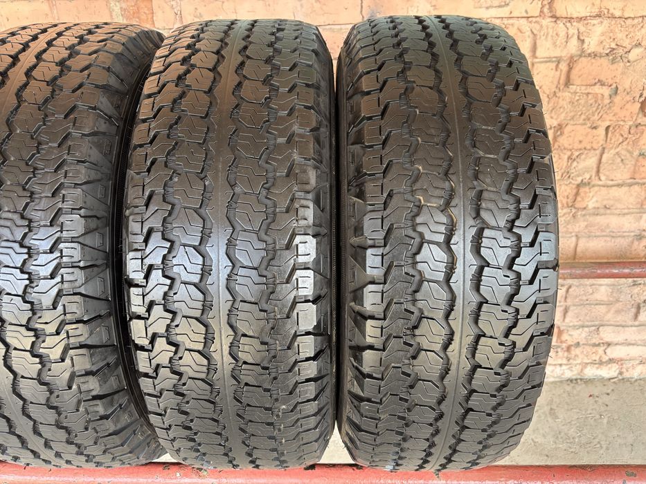 Комплект Всесезоних шин 245/70R16c Good Year