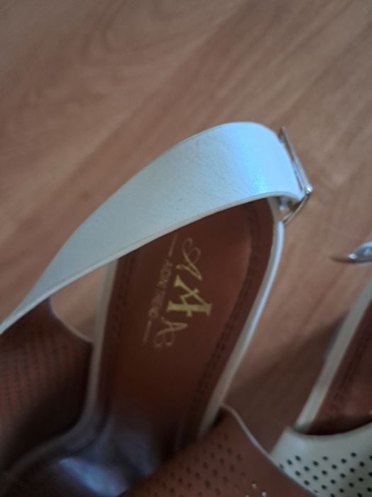 Босоножки женские 38 размер