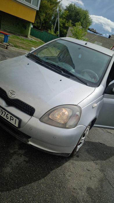 Продам Toyota Yaris