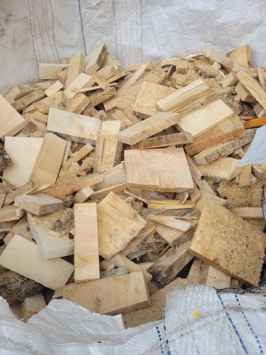 Klepki, zrzynki tartaczne drobne, drewno opałowe