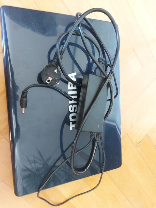 Sprzedam Laptopa Toshiba