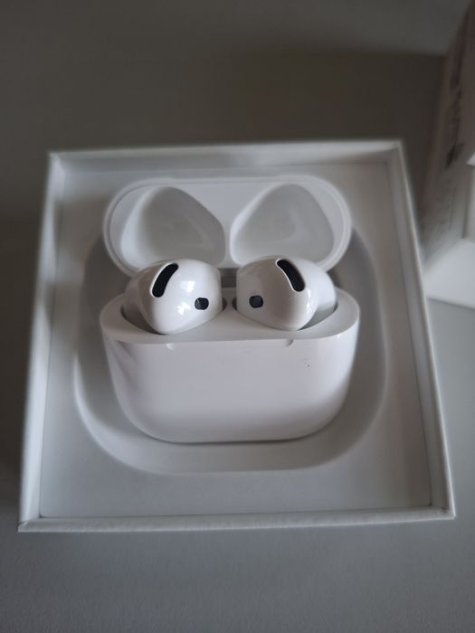 Air pods 4 słuchawki