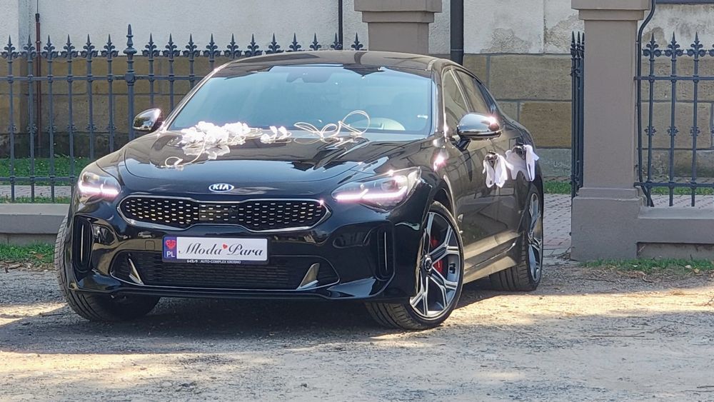 Dekoracja samochodu ozdoby na auto ślub