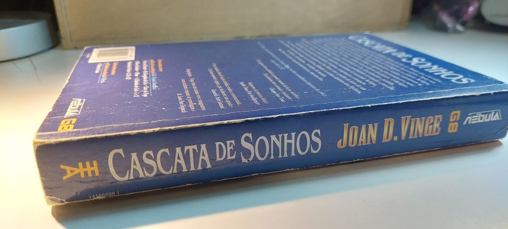 Cascata de Sonhos - Joan D. Vinge