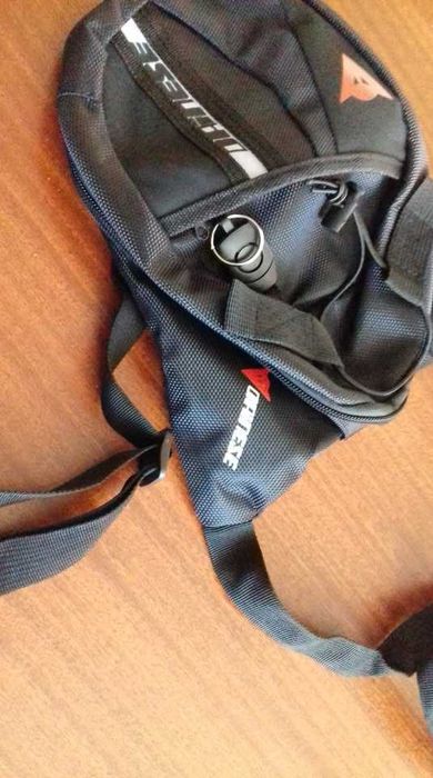 Bolsa de perna dainese , para entrega imediata.