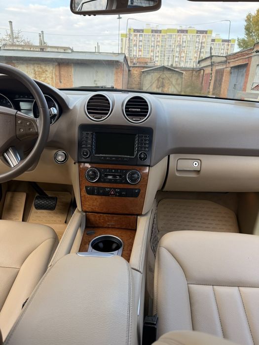 Mercedes Benz ML 350