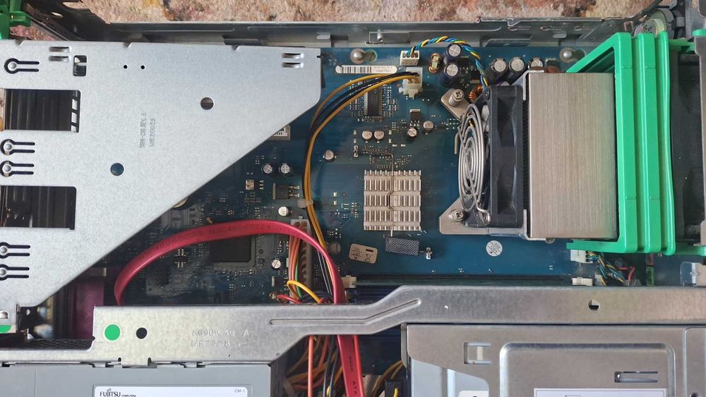 Komputer Fujitsu Siemens Esprimo E5901