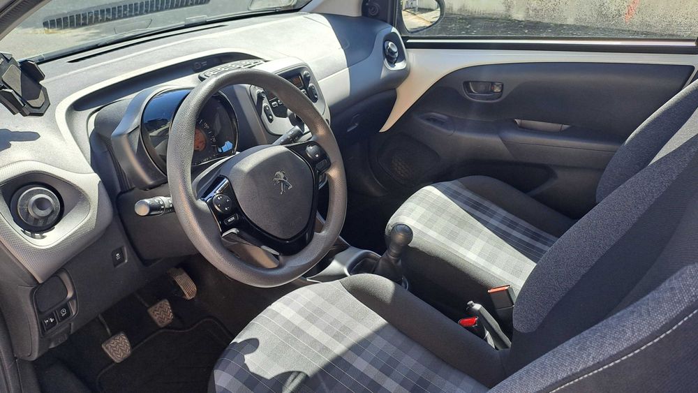 Peugeot 108 1.0 - Pouco uso