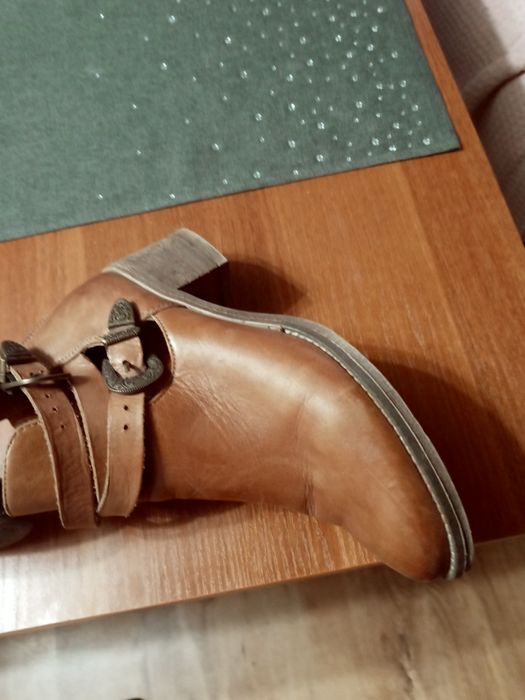 Botki 36 wojas skora naturalna za kostke obcas
