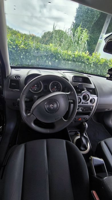 Renault Mégane II 1.4 Gasolina – 2005 – 1.500€
