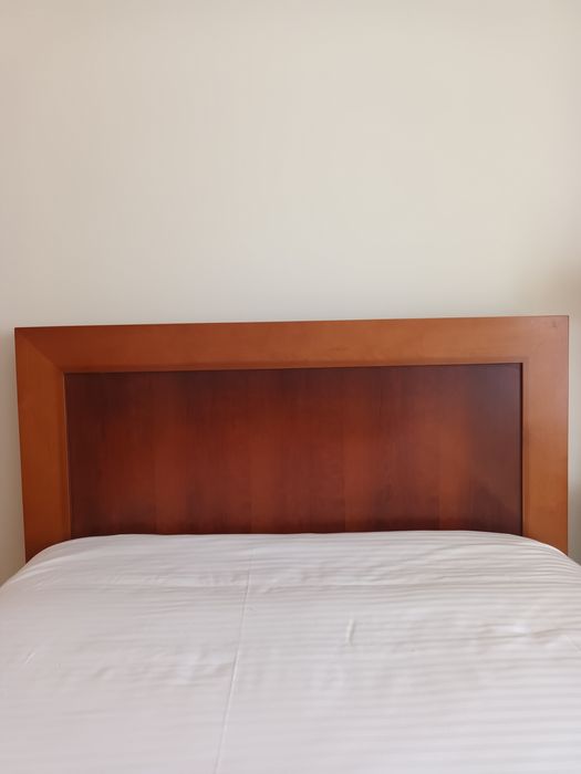 Vendo cama em bom estado