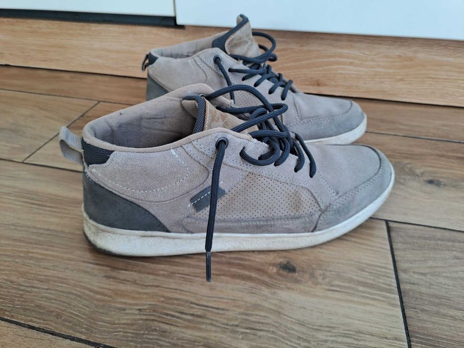 Buty zamszowe przejściowe okazja