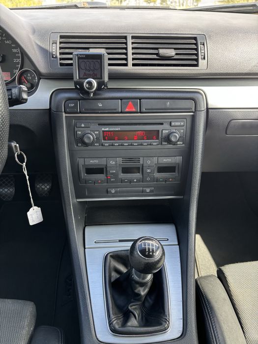 Audi A4 B7 Avant S Line 2.0 TDI 140cv - NACIONAL