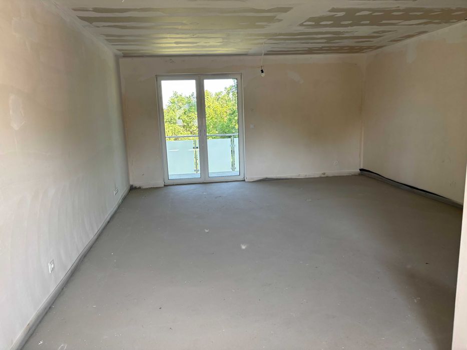 Na sprzedaż Mieszkanie 67 m², z garażem i ogródkiem