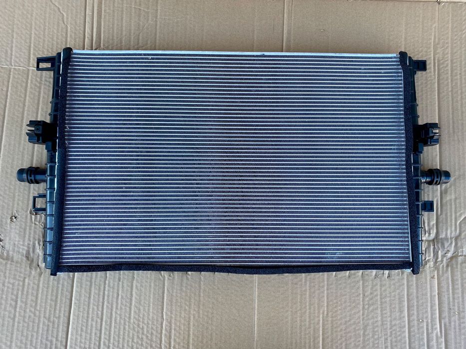 Радіатор основний Tesla model 3 Y новий