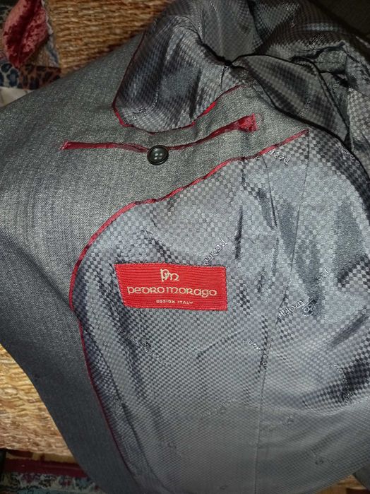 Чоловічий костюм  ( Італія )