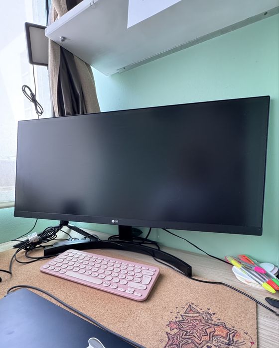 Monitor LG 29WL500-B UltraWide 29” IPS Full HD, excelente estado
