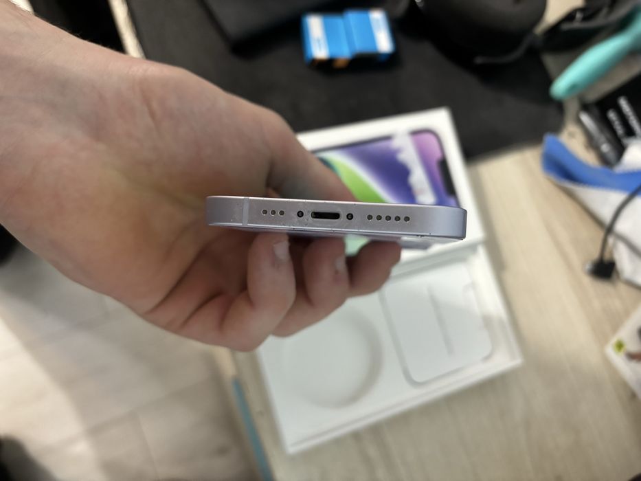 Iphone 14 kondycja 100%