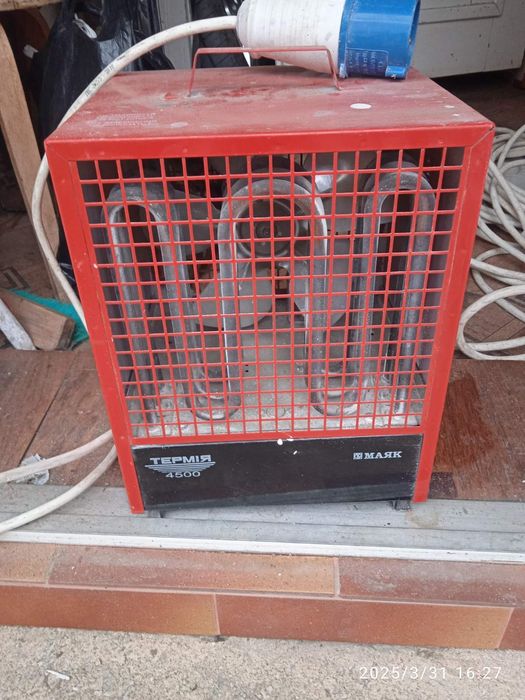 Промисловий тепловентилятор Термія 4500