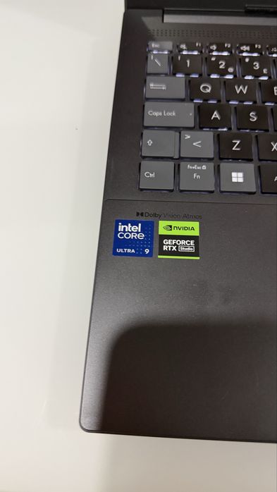 ASUS Vivobook Pro 15 OLED | Ultra 9 | RTX 4060 8GB | 24GB | 1TB
