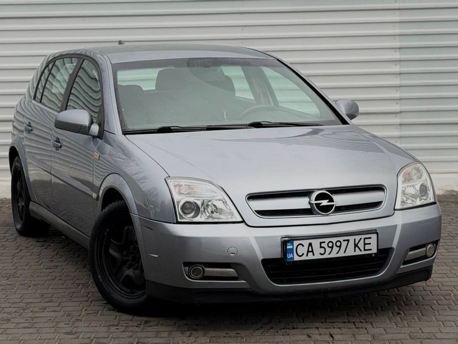 Opel Signum 2003