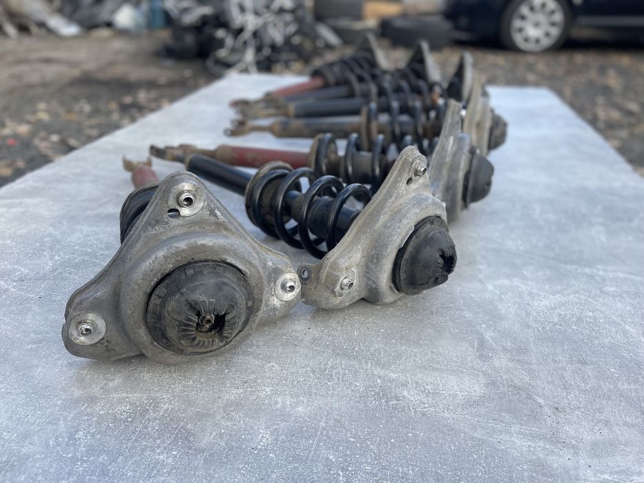 Передні Стійки Ауді А6С6 Audi A6C6 Підвіска Пружини Кронштейн Розборка