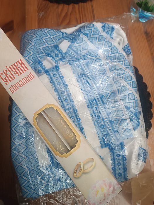 Набір рушників для вінчання та свічки