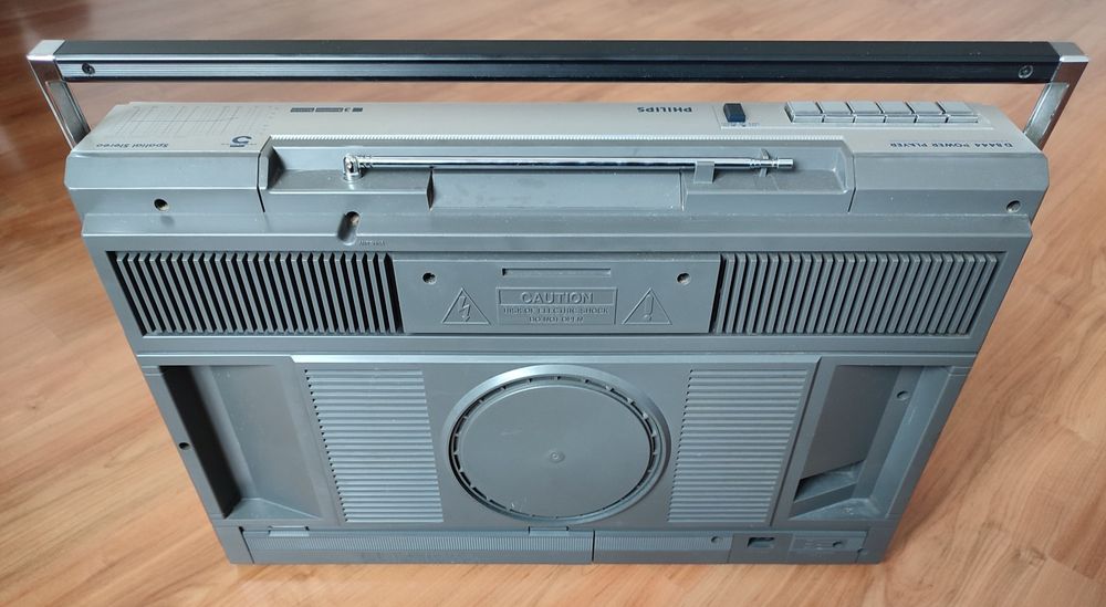 Radiomagnetofon Philips D8444