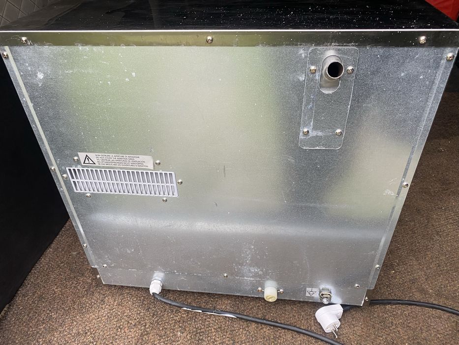 Пароконвекційна піч Hendi