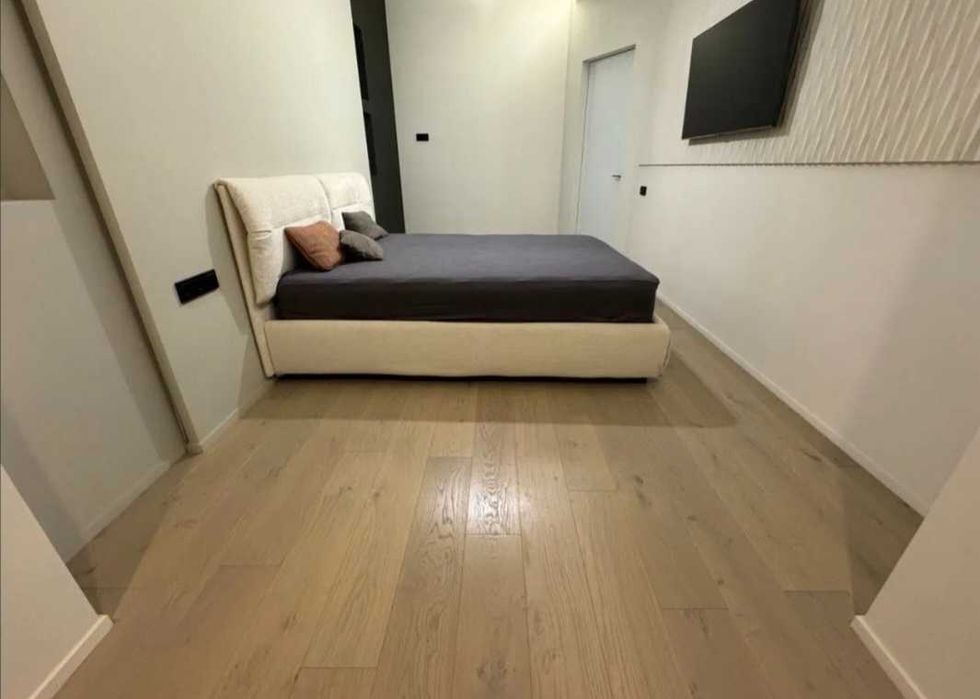 Продам 3 комнатную квартиру с ремонтом