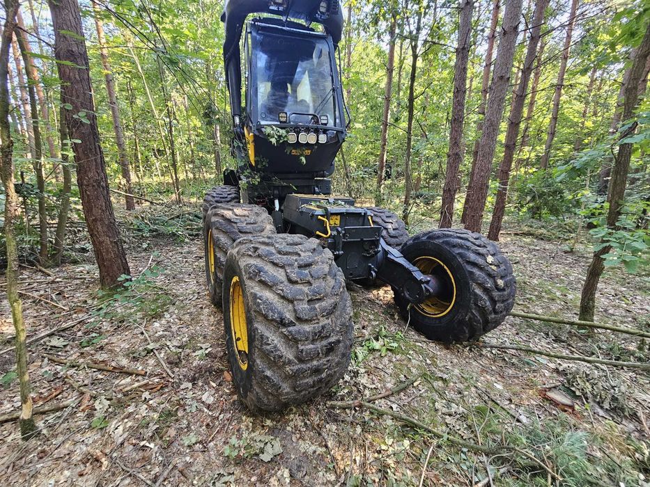 Używana maszyna leśna Harwester PONSSE Scorpion głowica H6