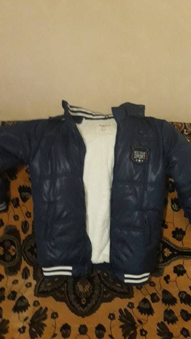Продам куртку зима б/у  на 10- 12 лет, рост 152 см
