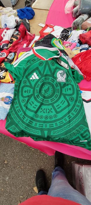 varios clubes e seleçoes