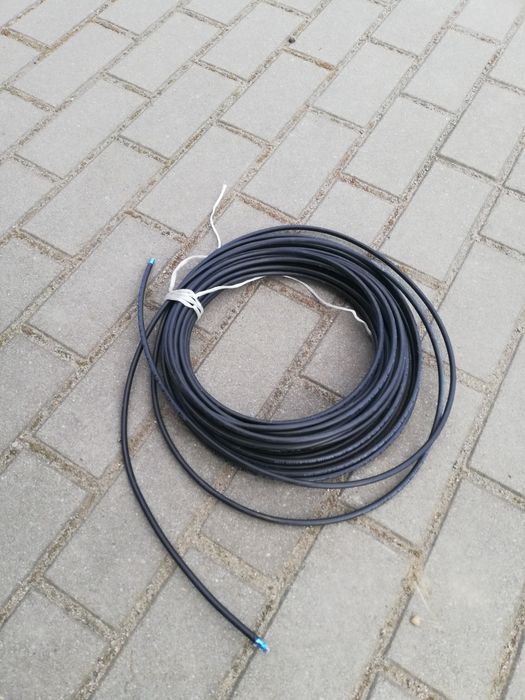 Kabel telefoniczny