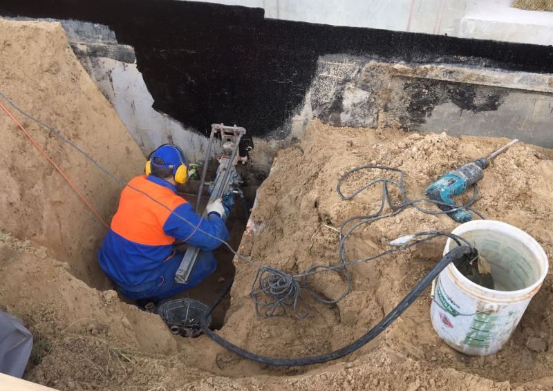 Алмазне свердління отворів. Отвори під комунікації.