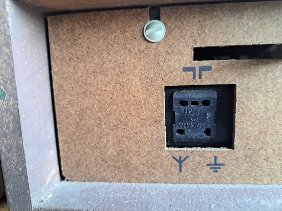 Amplituner Philips 22 RH 781