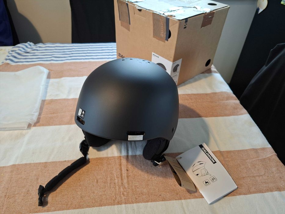 Kask NARCIARSKI Salomon Brigade S 53-56 cm czarny