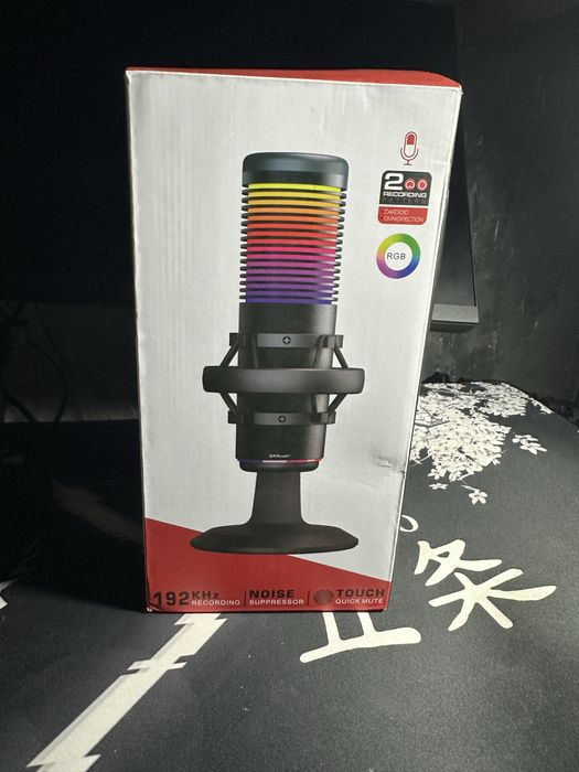 Продам микрофон в отличном состояние