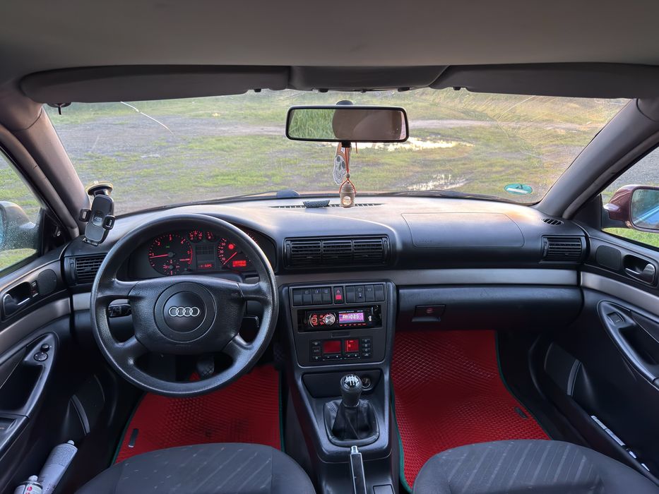 AUDI, A4B5, 2.5dti. 1998р.