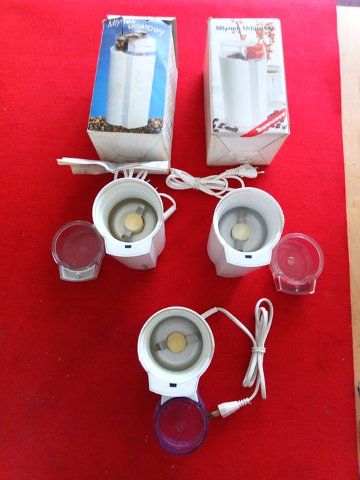 Młynek do kawy Predom Prespol Niewiadów z czasów PRL