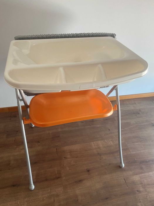banheira/ muda fraldas para bebe