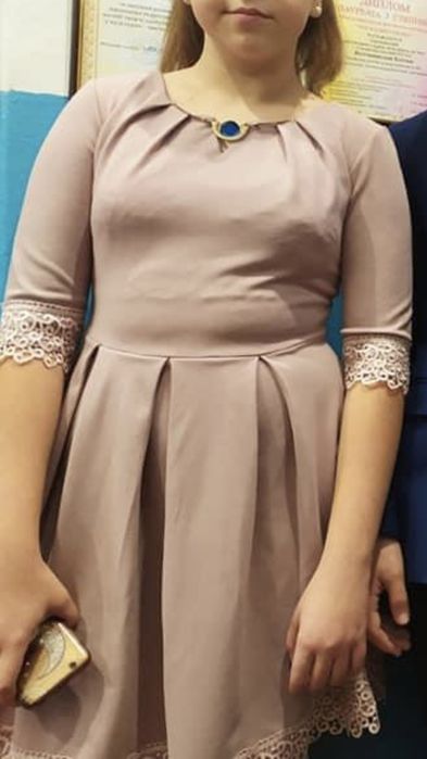 Суконьки різні нарядні на дівчинку від 12 років