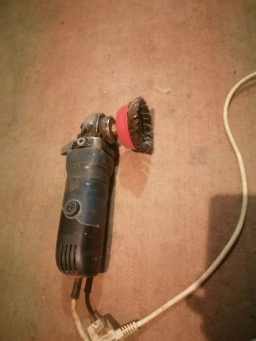 Болгарка маленькая нераб