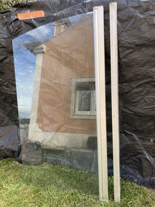 Resguardo de banheira em bom estado