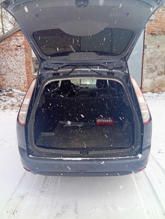 Форд фокус універсал