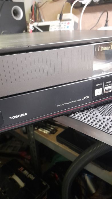 Gira discos Toshiba Tangencial