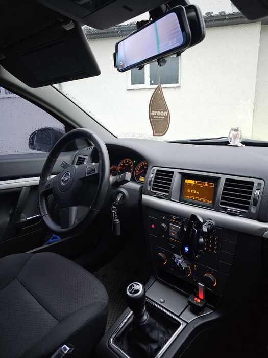 Opel vectra c 2007 1.8 бензин